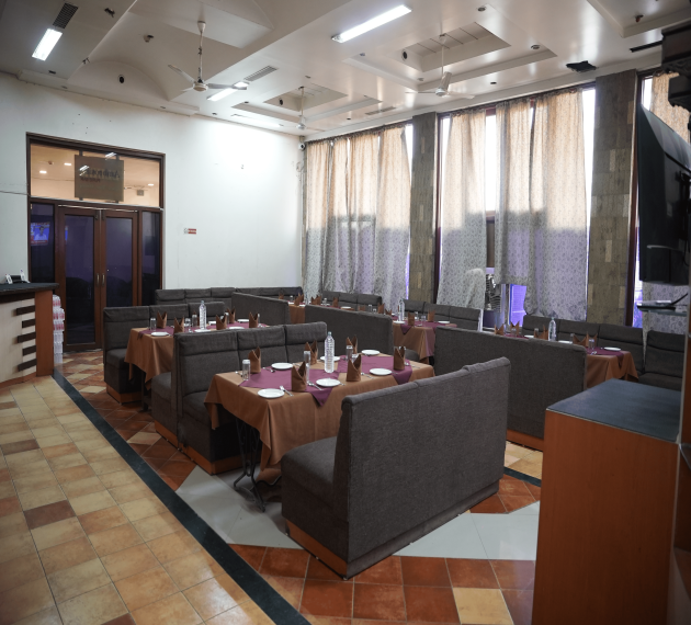 Restaurant & Dining
